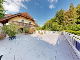 XXL-Terrasse und XXL-Möglichkeiten für die Familie! Haus vor den Toren Pörtschachs!