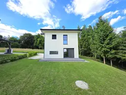 Erstbezug! Modernes Einfamilienhaus mit guter Ausstattung!