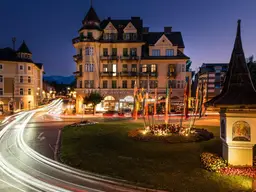 Herrschaftliches Hotel samt bewilligten Projekten mit Blick über den Wörthersee