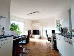Attraktive Anlegerwohnung mit großem Garten und Carport!