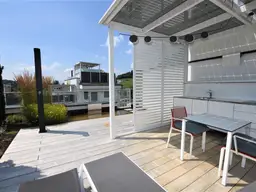 Lässige Single-Wohnung mit sonniger Dachterrasse