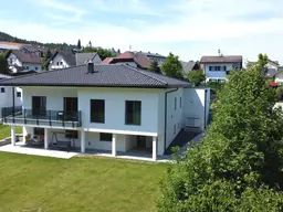 Wunderschönes Ein-Zweifamilienhaus mit Wohlfühlcharakter