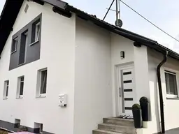 Renoviertes Einfamilienhaus in schöner Lage