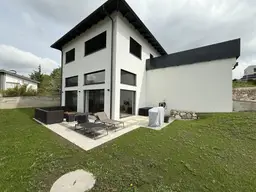 Traumhaftes Einfamilienhaus in Mehrnbach: Terrasse, Garage &amp; Garten! ‍ ‍ ‍ 