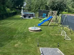 Charmantes Eckreihenhaus mit großem Garten 