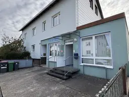 Vielfältiges Wohn- und Nutzungspotenzial in Traun – Ein- oder Mehrfamilienhaus mit Geschäftslokal und Garten