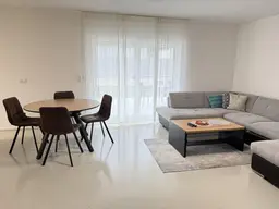 Modernes Ein- bis Zweifamilienhaus