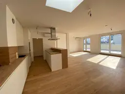 Traumhafte Dachgeschosswohnung mit Weitblick im Zentrum von Wolkersdorf