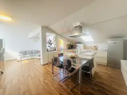 Die ideale Stadtwohnung: Stilvolle 3-Zimmer mit großer Terrasse in ruhiger Innenstadtlage