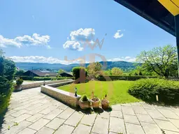 2-in-1: Wohnen mit Panoramablick &amp; Einlegerwohnung in Seenähe