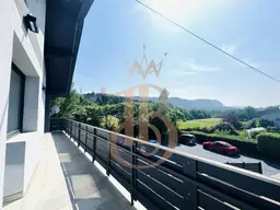 ERSTBEZUG: Moderne 4 Zimmer Wohnen mit XXL - Balkon &amp; 2 Kfz- Stellplatz/ Nähe Viktring