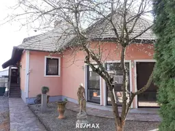 Einzigartige Gelegenheit - Großzügiges, modernes Einfamilienhaus in erstklassiger Lage !