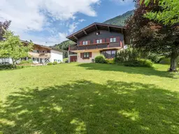Wohnhaus mit Potenzial in Sonnenlage