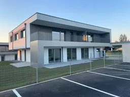 Eigennutzung oder Zinshaus.Erstbezug ! Traumhaftes Mehrfamilienhaus mit modernstem Komfort