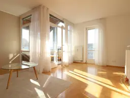 2.722 EUR / m² – Attraktiver Wohntraum mit sonniger Freifläche