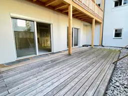 Moderne Wohnung mit großzügiger Terrasse!