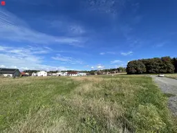 FLACHDACH: Erbauen Sie sich Ihr Traumhaus in malerischer Landschaft