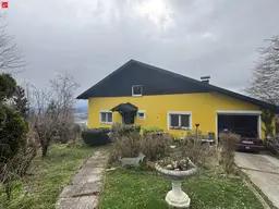 Renovierungsbedürftiges Wohnjuwel mit großem Garten und viel Platz!