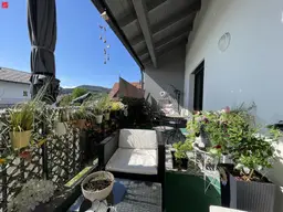 Stilvolles Wohnjuwel mit sonnigem Balkon