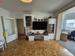 Helle Familienwohnung im Top-Zustand mit südseitiger Loggia