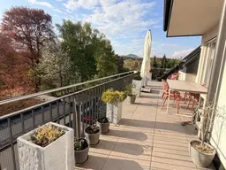 Elegantes Penthouse mit großzügiger Terrasse und 3 Tiefgaragenplätzen