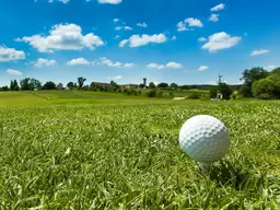 Golferlebnis der Extraklasse: Charmanter 9-Loch Golfplatz in traumhafter Lage