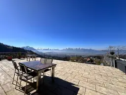 Charmante Maisonette-Wohnung in Dafins mit atemberaubender Aussicht!