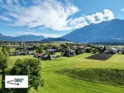 Wohnhaus in erhöhter Lage mit Ausblick und Entwicklungspotenzial