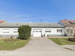 Lebendiges Unternehmen mit monatlichen Einnahmen von 10-12.000€