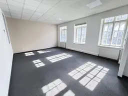 Großzügige Bürofläche mit Loft-Charakter Nahe Hauptbahnhof