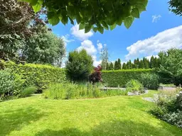 -=FONTANA=- Traumhaus mit Luxusausstattung und idyllischem Garten (Sprachen: DE, UA, EN, RUS)