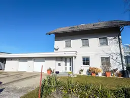 Top-Immobilie nahe Velden: Familienhaus in Alleinlage mit atemberaubender Bergkulisse