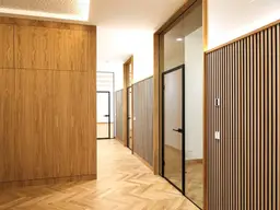 Stilvoll und Modern - klimatisiertes Altbaubüro in bester Lage!