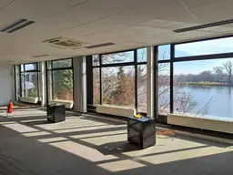 Helle EG-Bürofläche mit Aussicht auf das Kaiserwasser!