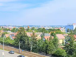 Praktische Büroflächen in verkehrsgünstiger Lage