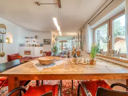 Tirolerhaus mit großem Garten, Pool und Baugrund – attraktive Lage in Scharnitz-Gießenbach