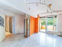 Dachgeschoßwohnung mit Balkon und Ausblick in Gründerzeithaus