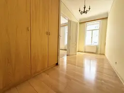helle 3 Zimmer bei Naschmarkt! WG geeignet