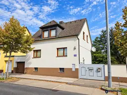 Einfamilienhaus mit Potenzial in Oberlaa: 622 m² Grund, großer Eigengarten mit Altbaumbestand und U1-Nähe