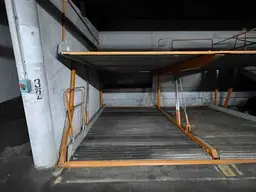 Tiefgaragenstellplatz in sehr guter Lage von Hötting zu verkaufen - Einzeln oder im Paket