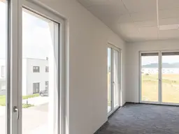 MODERNES NEUBAUBÜRO im Erstbezug - inkl. Shared Space und Parkmöglichkeiten!