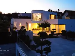 EGGENDORF - Imposante Design-Villa