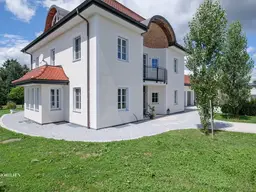 STEINERKIRCHEN a.d. TRAUN - Repräsentative Neubauvilla in Jugenstiloptik