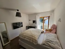 5 Garconniere Wohnungen mit 8 PKW Stellplätzen 