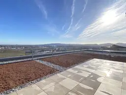 Traumhafte Luxus-Vier-Zimmerwohnung in den Danube Hills