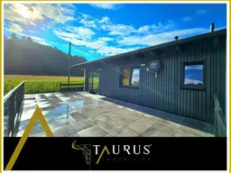 NEUBAU in top Lage mit großer Dachterrasse, Carportplatz