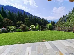Sonniges Gartenapartment als Ferienwohnung mit Wohlfühlcharakter in spektakulärer Panoramalage