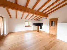 Zauberhafte Dachgeschoßwohnung in traumhaft sonniger Panoramalage von Oberndorf