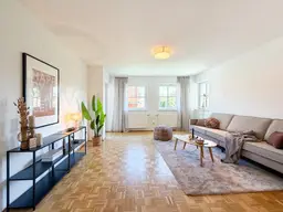 Charmante 3-Zimmer-Wohnung mit großzügiger Außenfläche in kleiner Wohnanlage inkl. Parkplatz