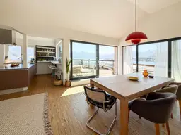 Exklusives Wohnen mit Seepanorama - Wohnkomfort auf höchstem Niveau